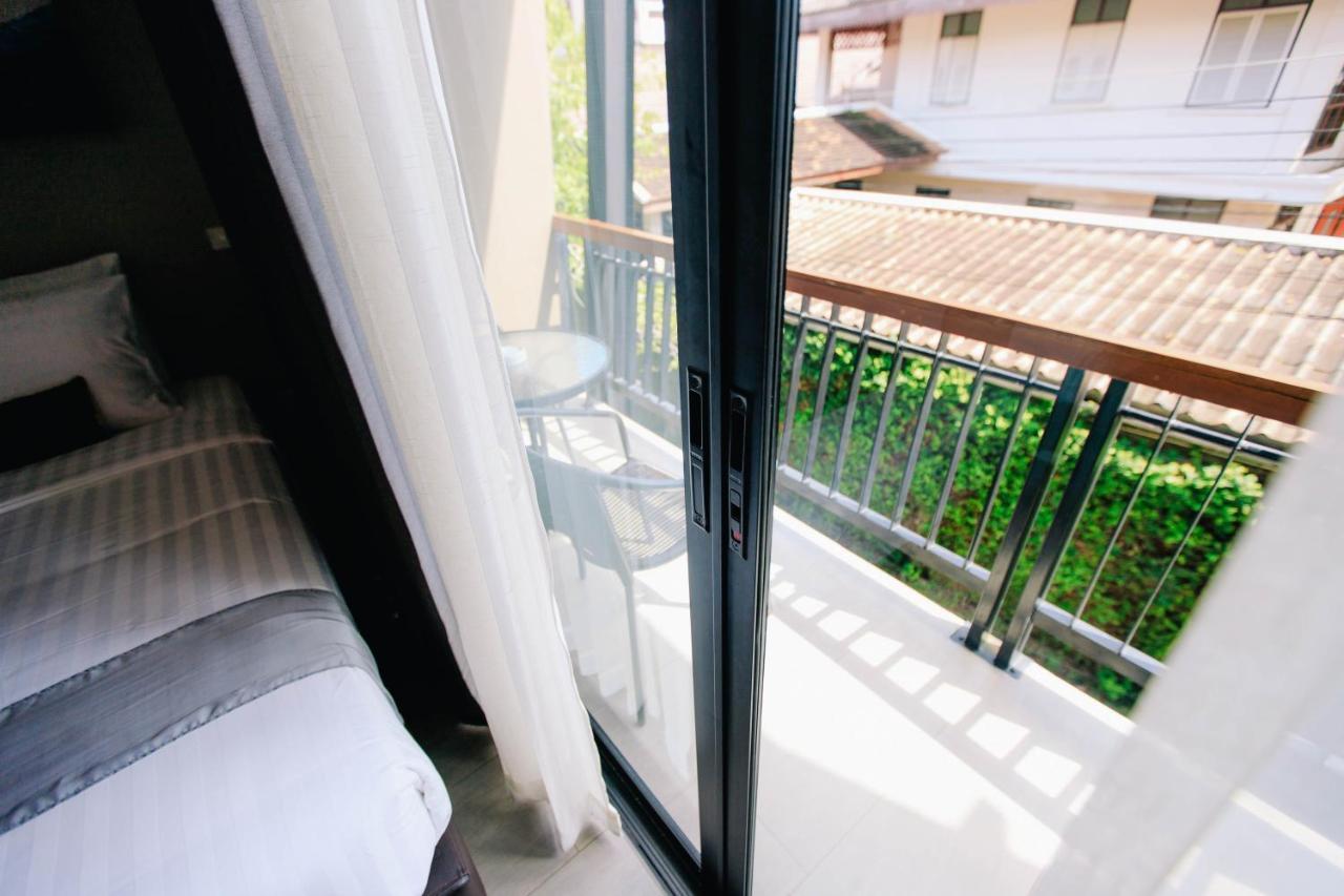Wealth Boutique Hotel Chiang Mai Exteriör bild
