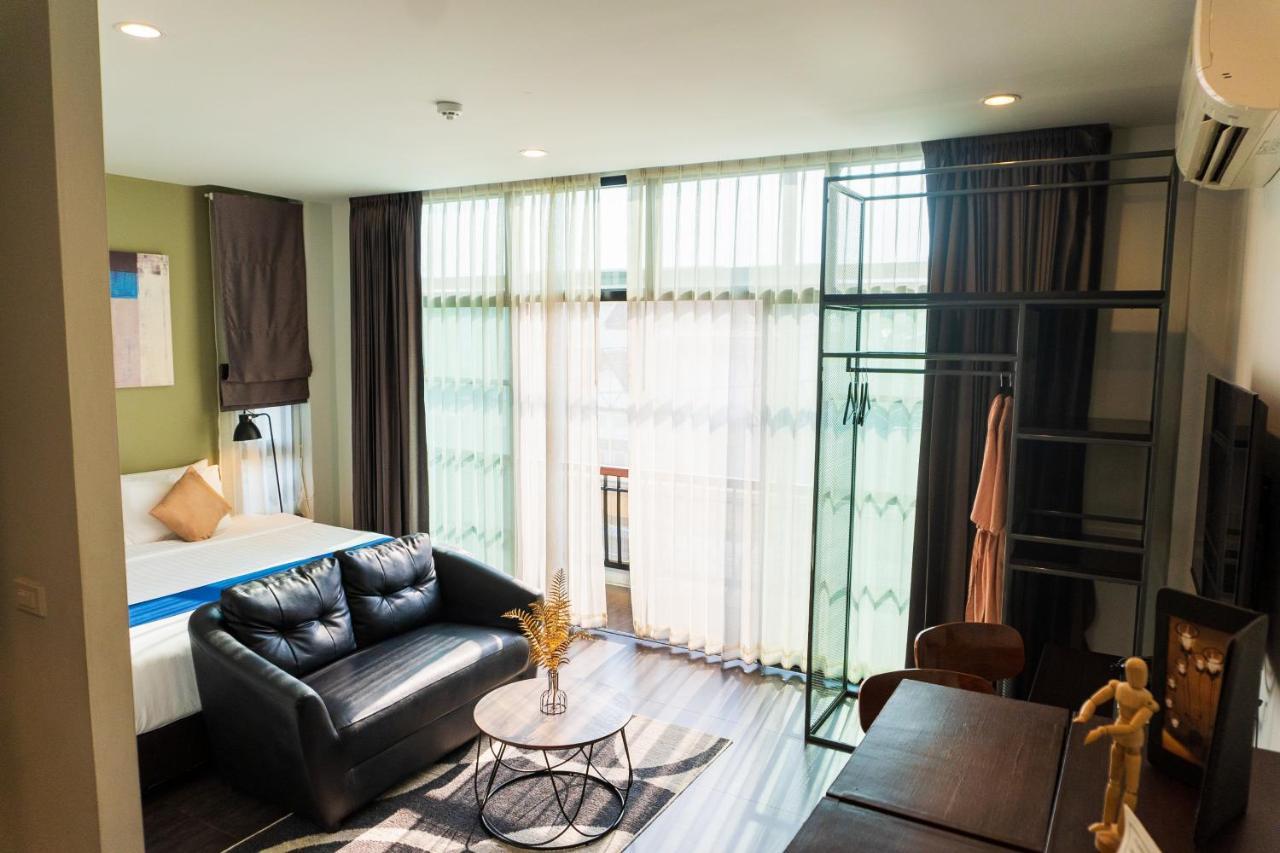 Wealth Boutique Hotel Chiang Mai Exteriör bild