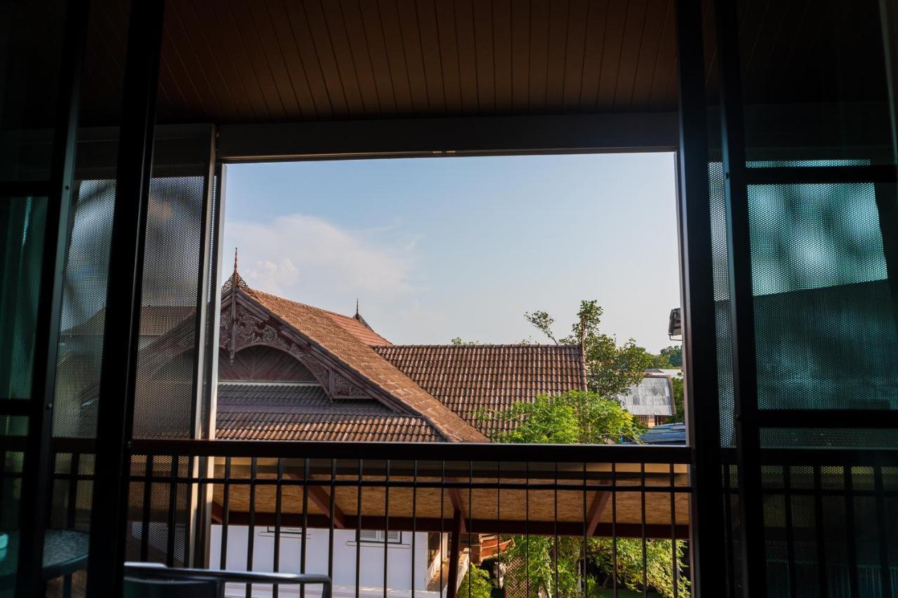 Wealth Boutique Hotel Chiang Mai Exteriör bild