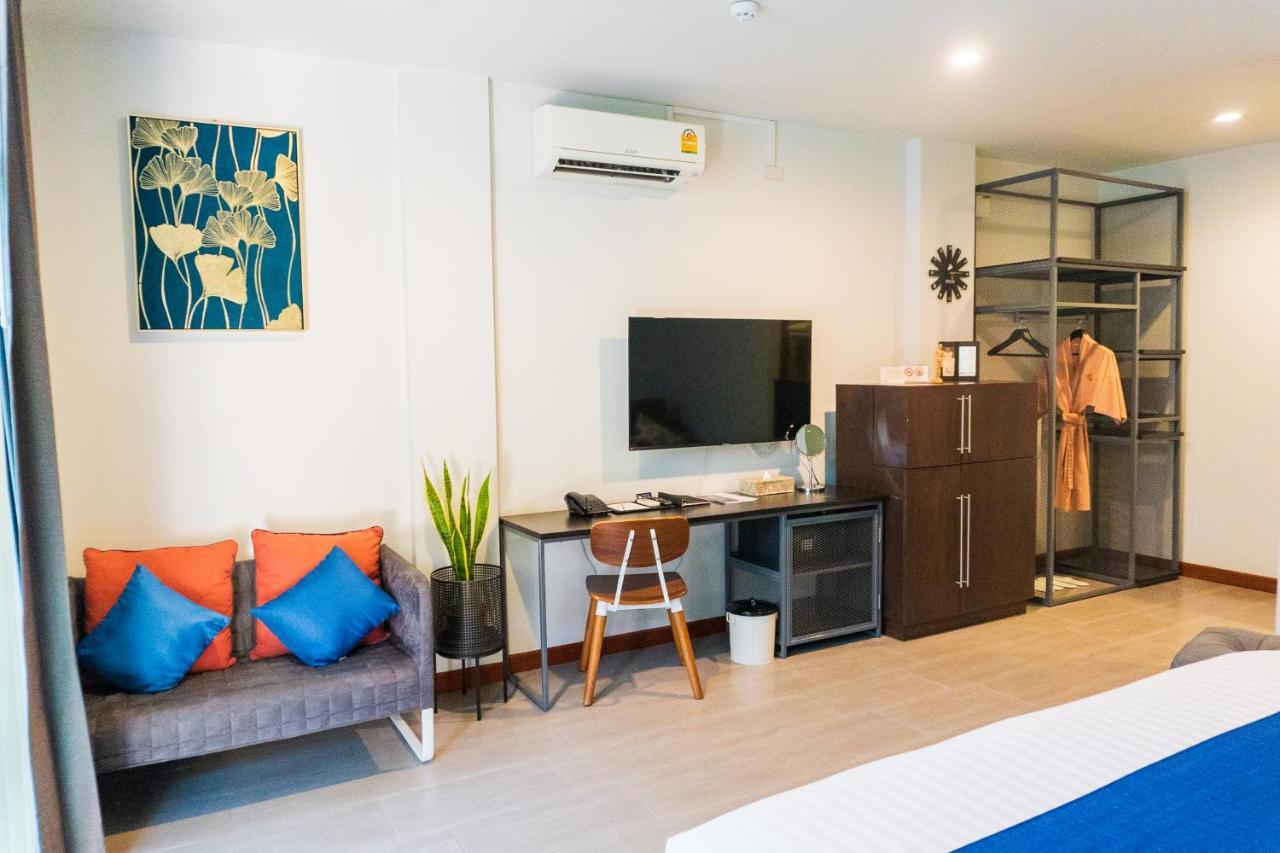 Wealth Boutique Hotel Chiang Mai Exteriör bild
