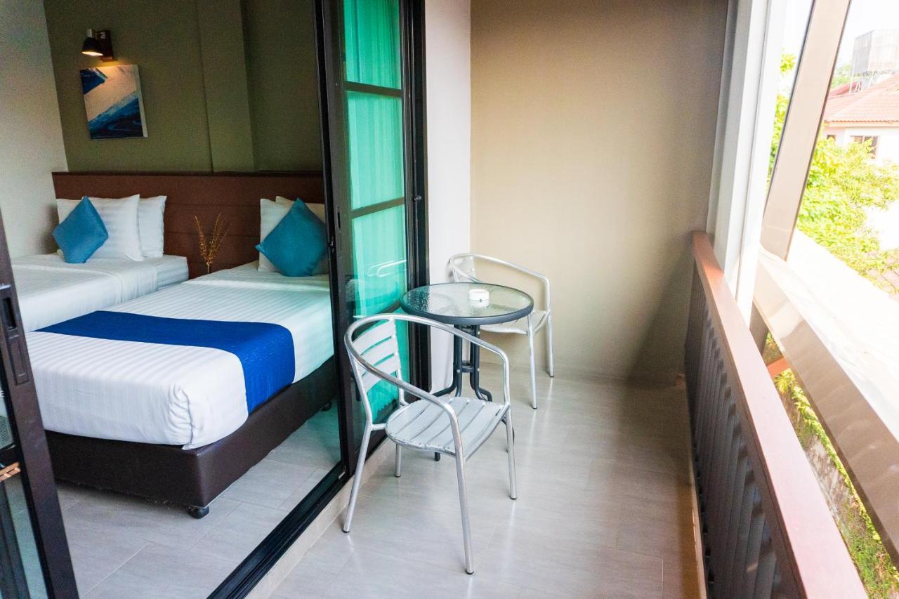 Wealth Boutique Hotel Chiang Mai Exteriör bild