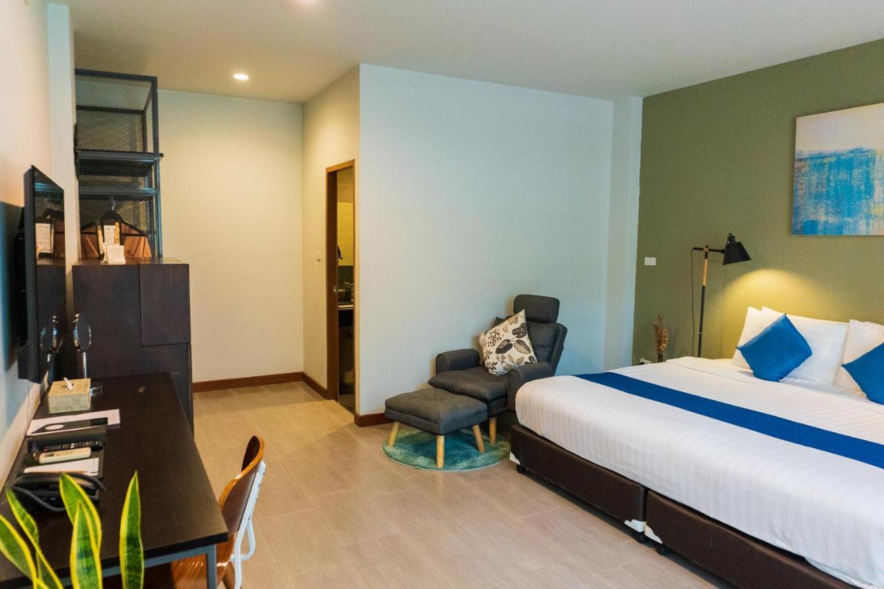 Wealth Boutique Hotel Chiang Mai Exteriör bild