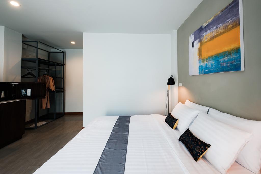 Wealth Boutique Hotel Chiang Mai Exteriör bild